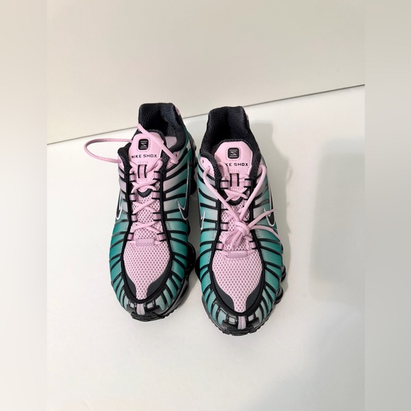 Nike Women's Shox TL Light Artic Pink Neptune Green 8.5 NEW IH1336-600 Sneakers - Picture 3 of 10